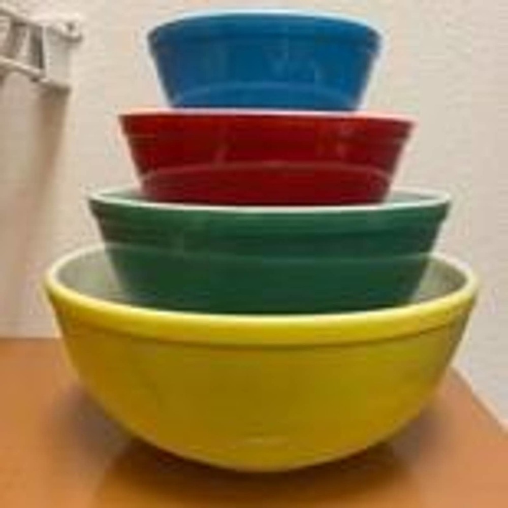 Pyrex Primary Mixing Bowl Set #404, 403, 402, 401